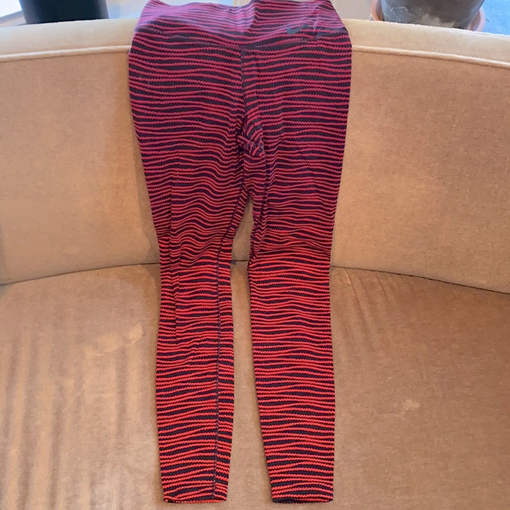 Nike dry fit high waisted leggings